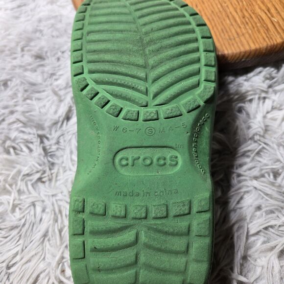 Crocs Classic Clogs Womens Size 6.5 Mens Size 4.5  Green Ivy Elf Trim Rubber - Picture 6 of 7